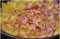 挑逗味蕾炖酸菜的做法