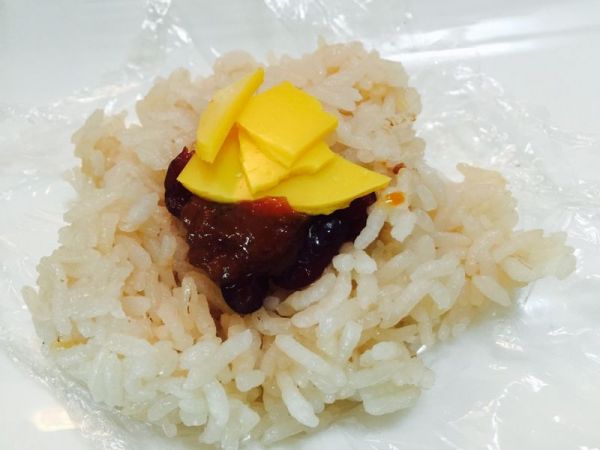 蔓越莓柠香爆浆饭团