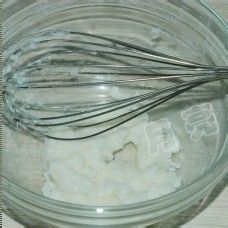 电饭煲轻松自制孩子爱吃的大果粒酸奶