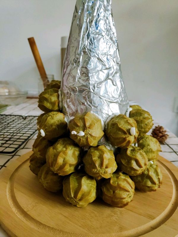抹茶泡芙圣诞树