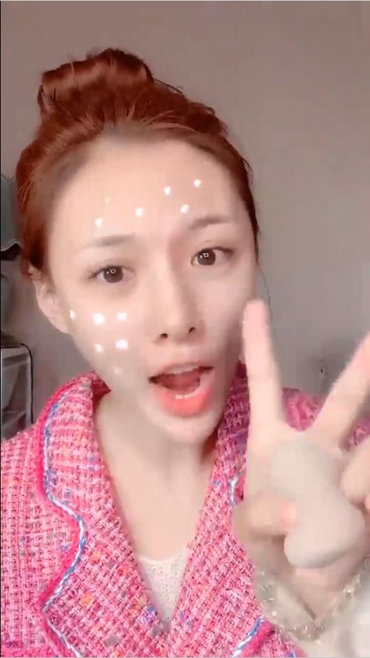 有哪些化妆的小技巧可以帮助完美上妆