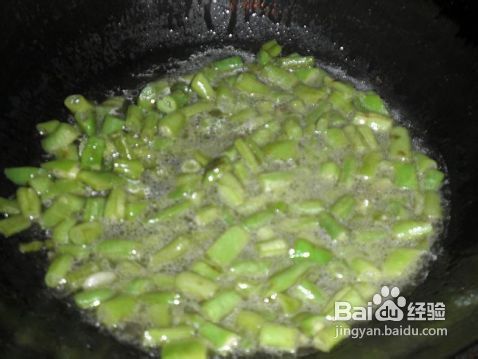 芽菜火腿四季豆的做法