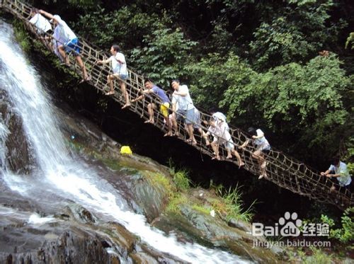 浏阳皇龙峡漂流