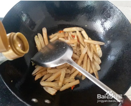 酸脆藕心菜的做法