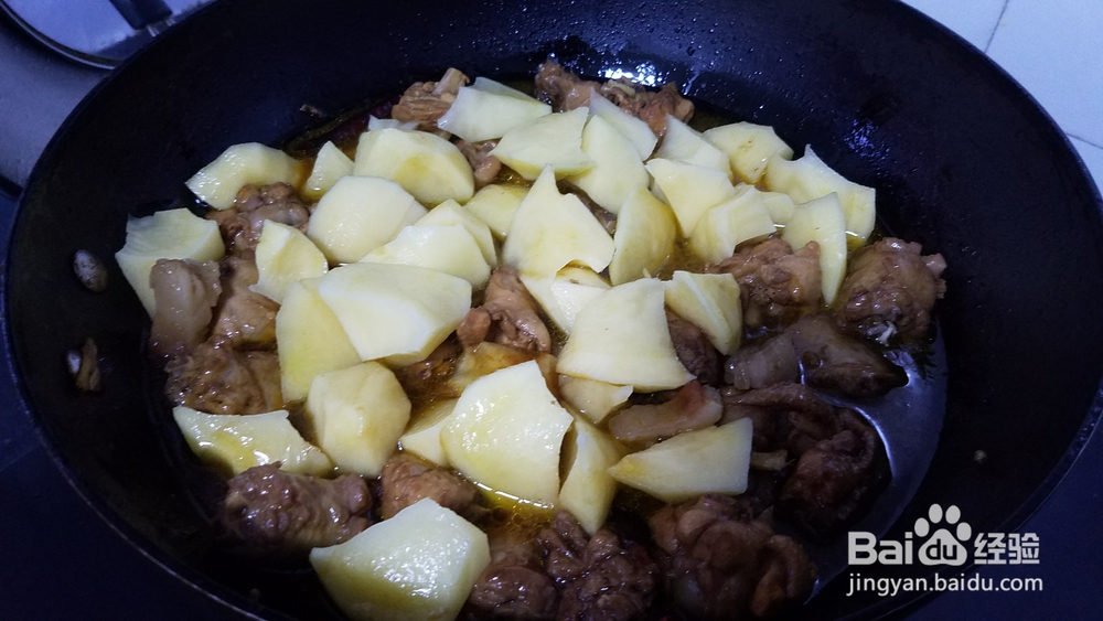 好吃的土豆炖鸡块