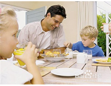 教育孩子需要适当的场合