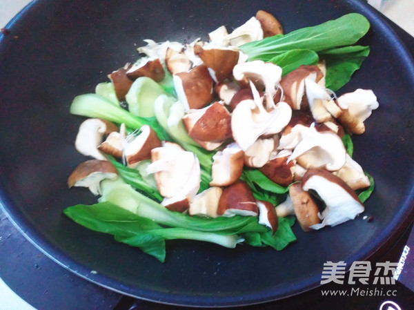 香菇青菜的做法