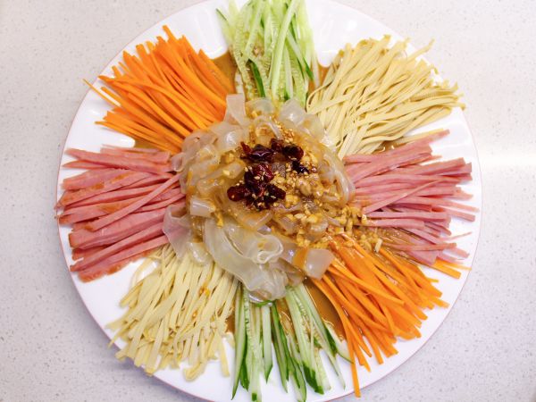 东北五彩大拉皮