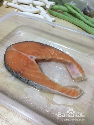 怎么做美味的香煎三文鱼