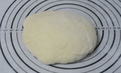 卡士达酱芝麻餐包的做法