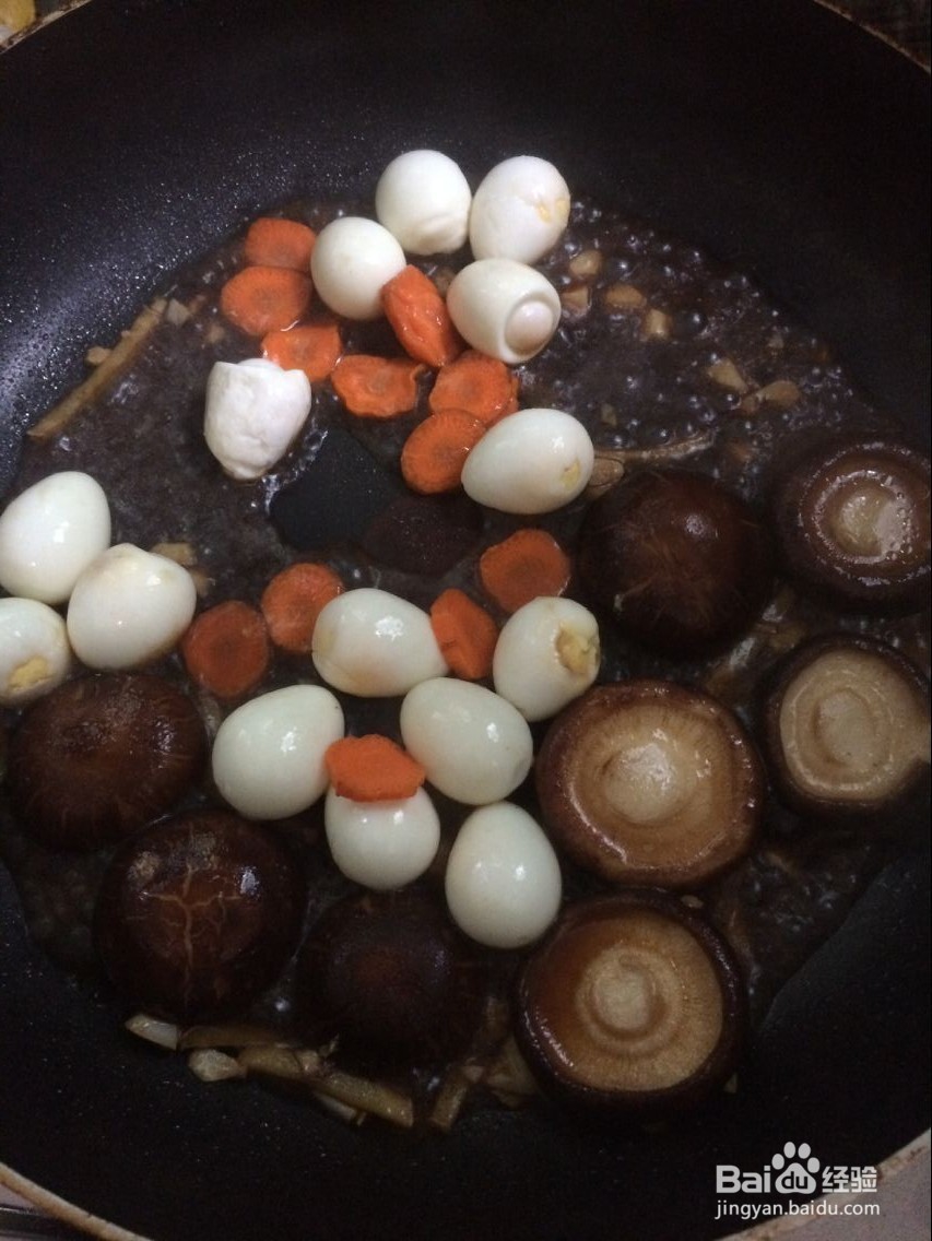 蘑菇鹌鹑蛋的做法