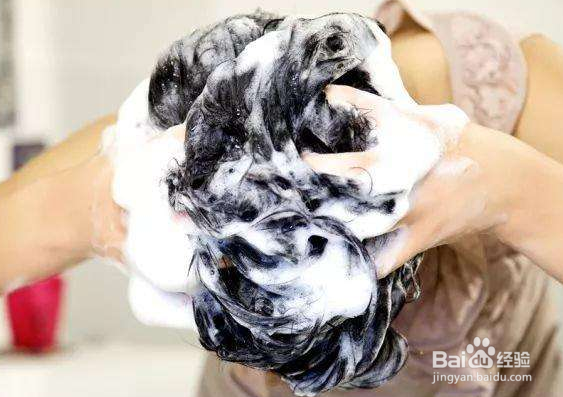 去屑小妙招有哪些?3个去屑小妙招试试看