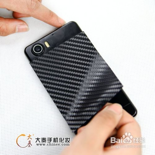 OPPO Finder X907手机贴膜方法？