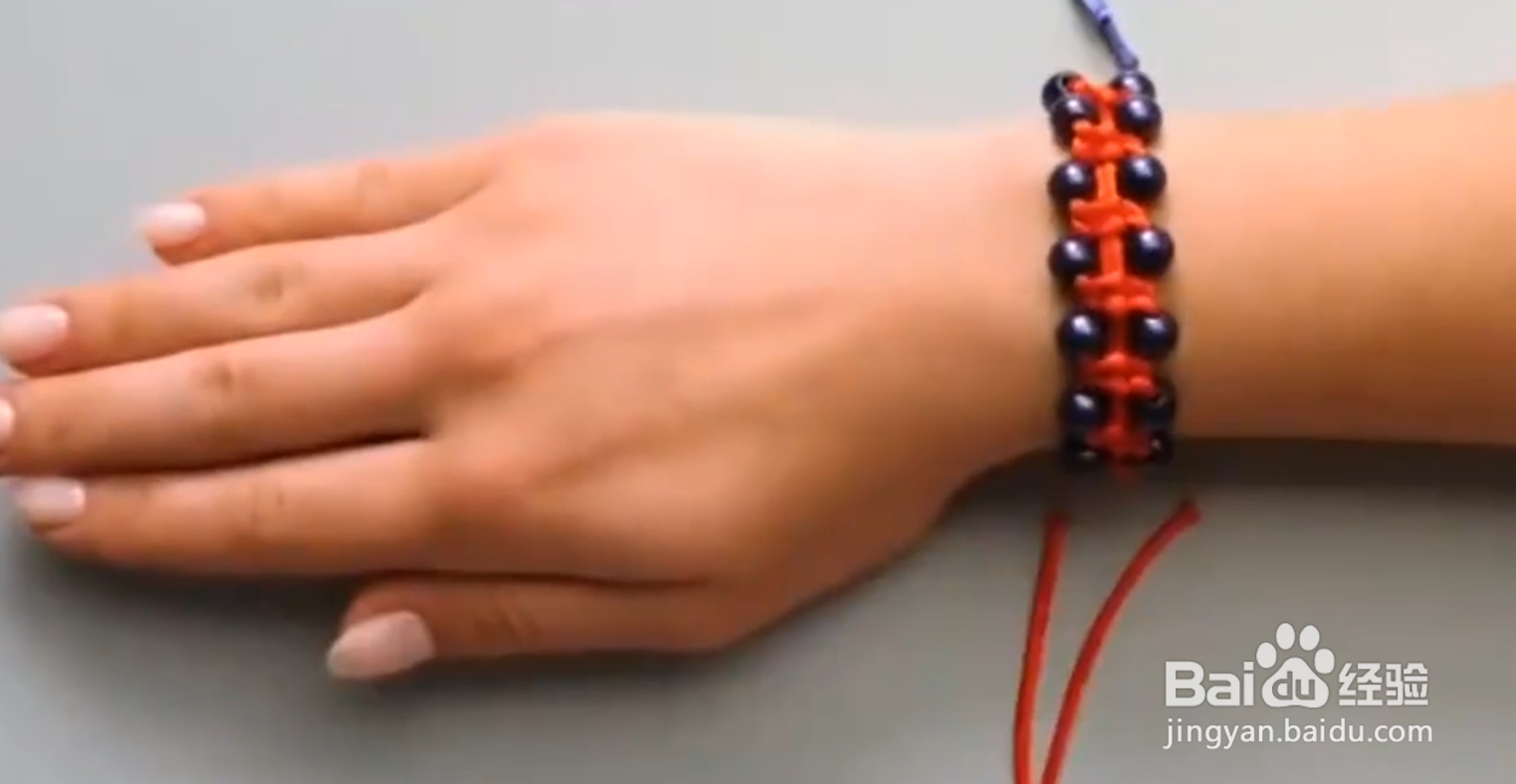 如何用鞋带制作手环