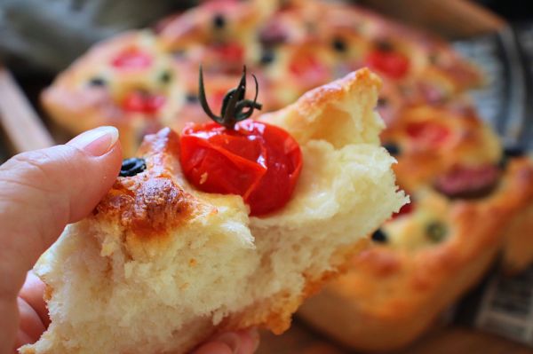 无花果佛卡夏面包