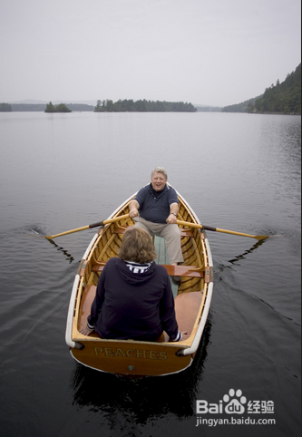 快速学习划船。