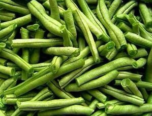 排骨炖玉米豆角的做法