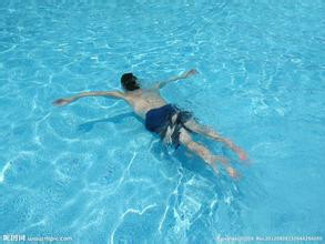 体育项目多得多