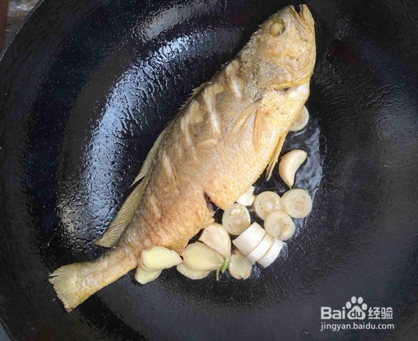 如何做出好吃美味的酱烧黄花鱼