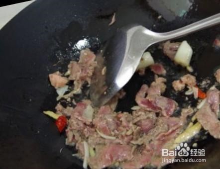 这种肉搭配几个荆条辣椒,健筋骨还好吃