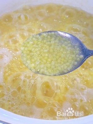 食补养生秋葵小米粥的做法