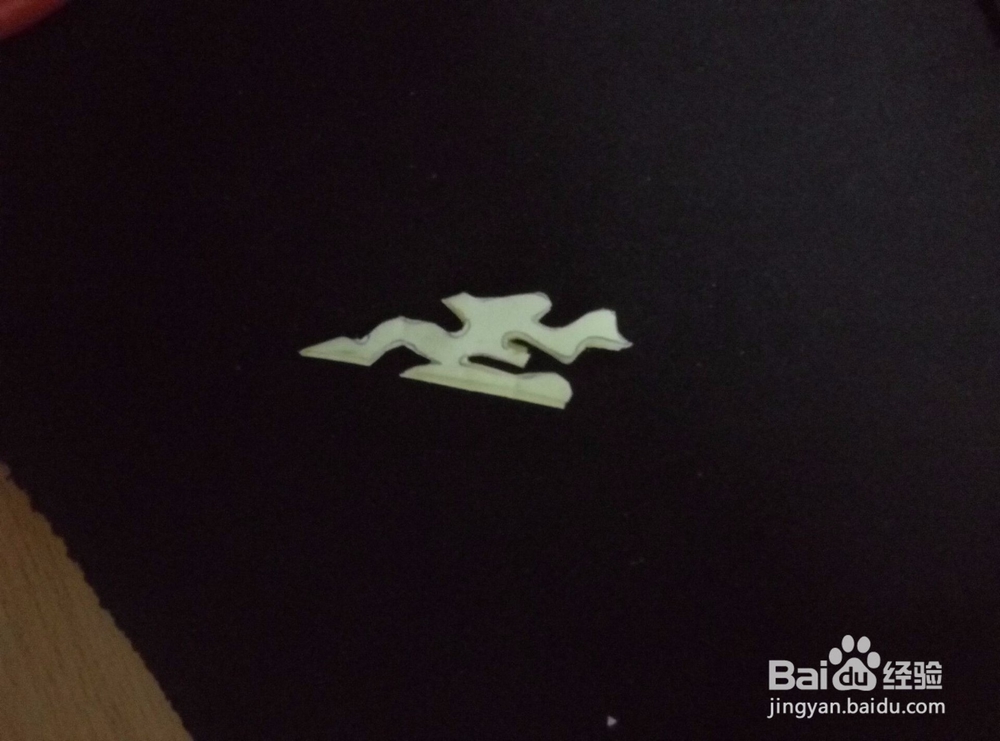 如何快速剪出一朵好看的雪花