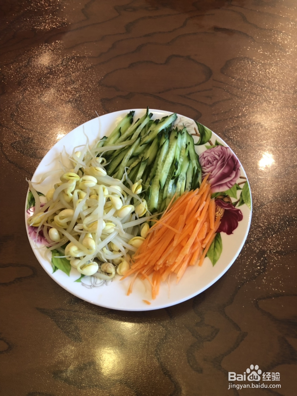 又酥又香的香菇肉酱面