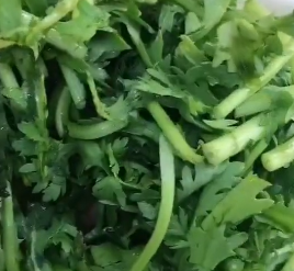 怎样炒蒜香茼蒿呢