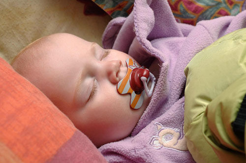 幼儿入睡难父母怎么办？