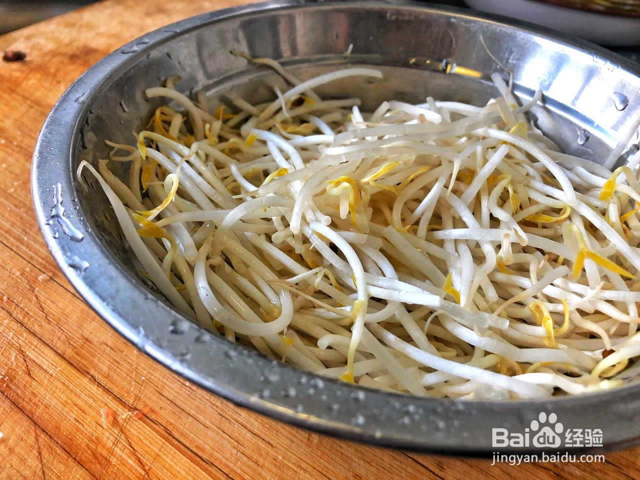 香辣牛肉河粉的做法