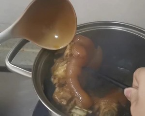 卤味猪蹄的做法