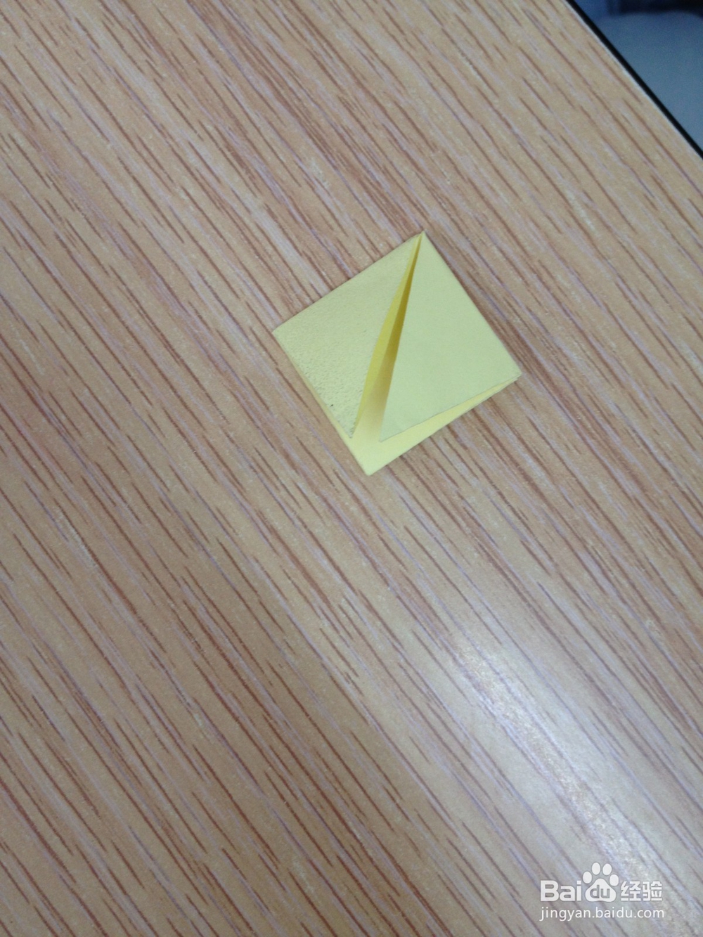 如何折出可爱的皮卡丘