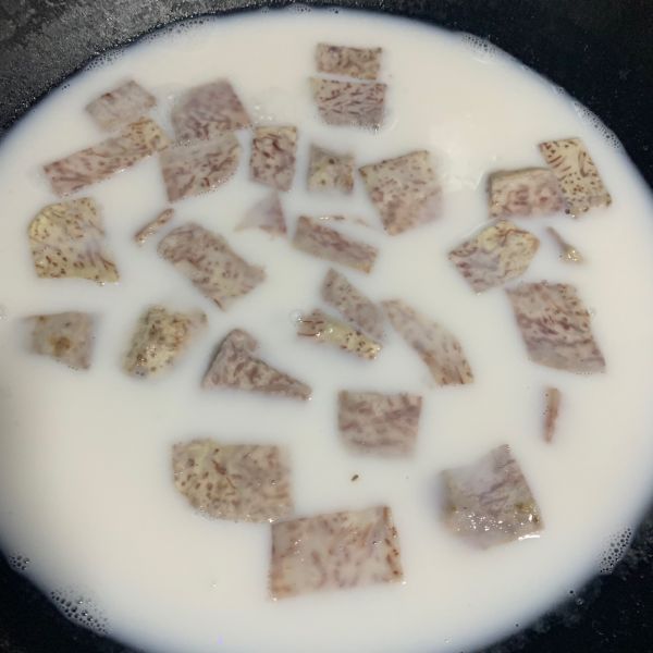 椰汁芋圆香芋西米露