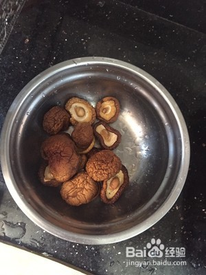 猪肠粉的酱汁怎么做