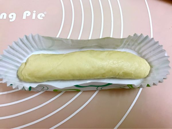 葱香芝士肠仔面包