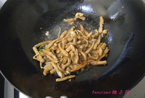 肉丝豆干炒芹菜