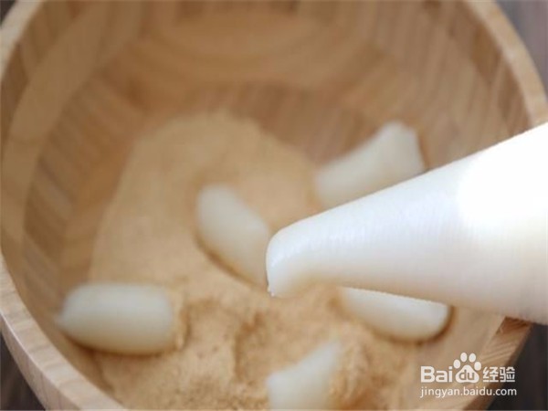 教大家做美食—糯米糍粑