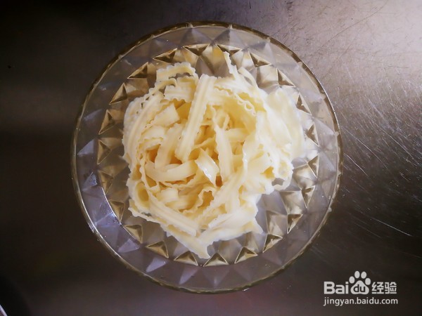 口味酱凉拌面的做法