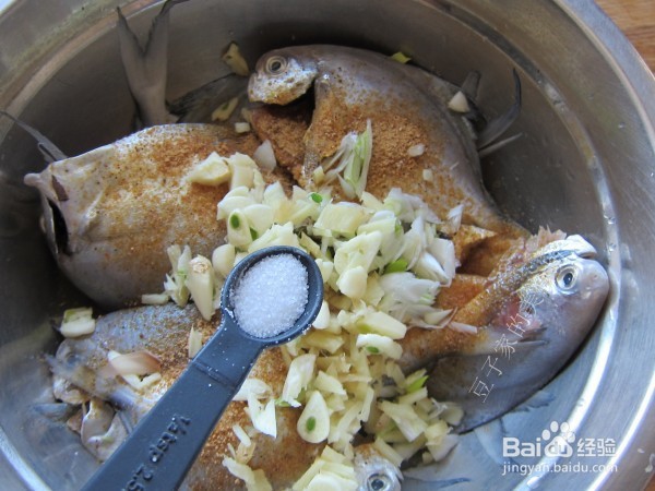 香辣烤鱼的做法