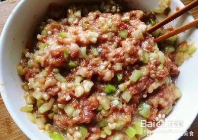 马齿苋粉条做包子