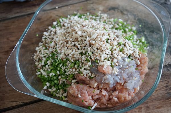 番茄汤开胃虾仁馄饨