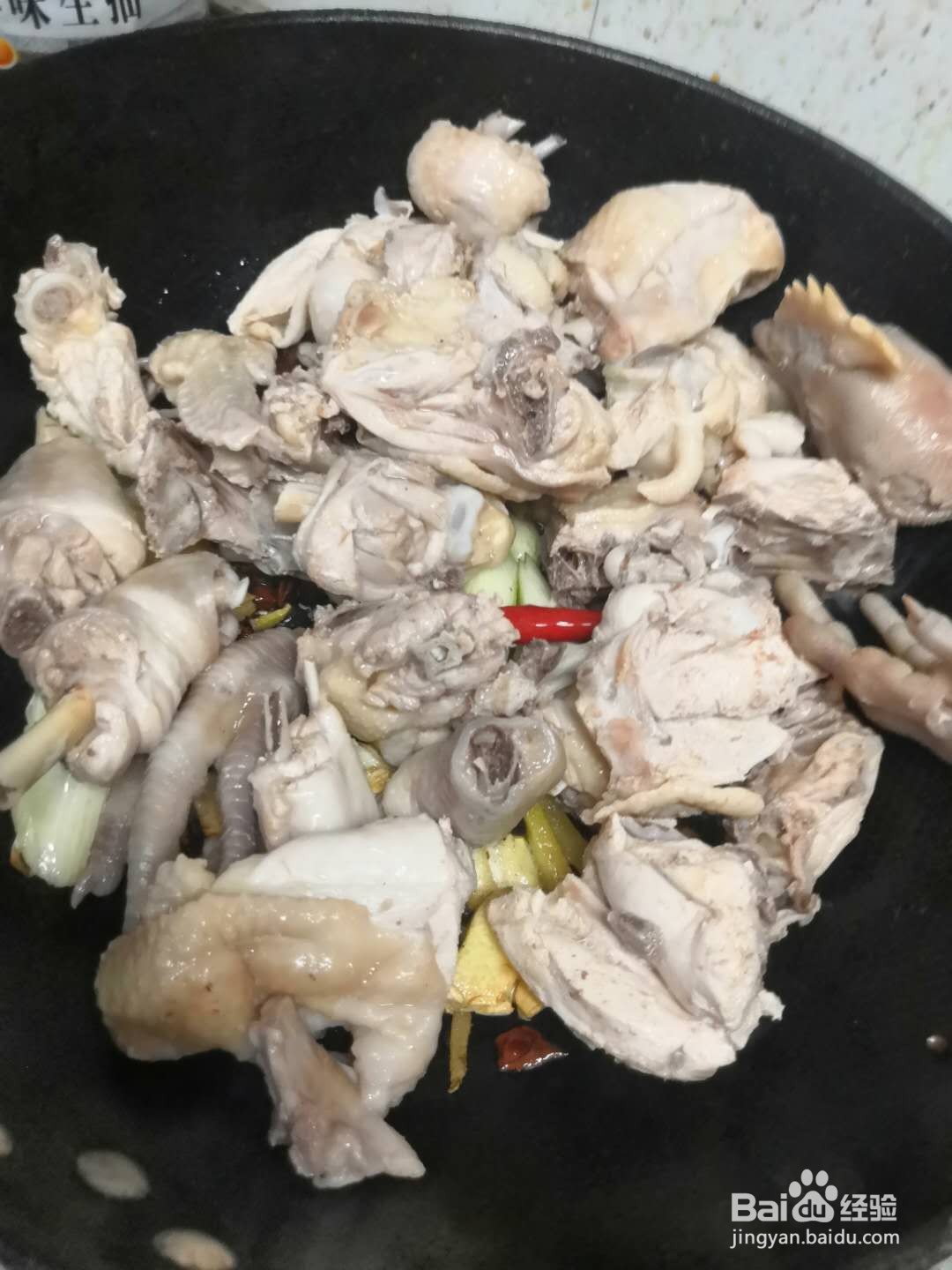 笋干焖鸡的做法