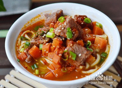 水煮红烧牛肉面