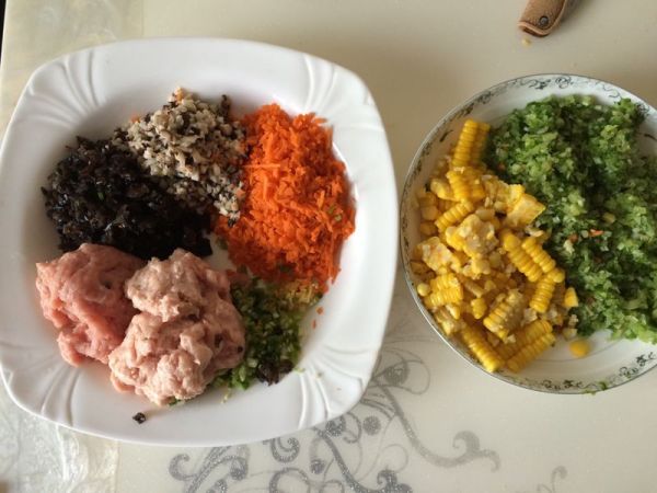 水晶芹菜玉米饺子