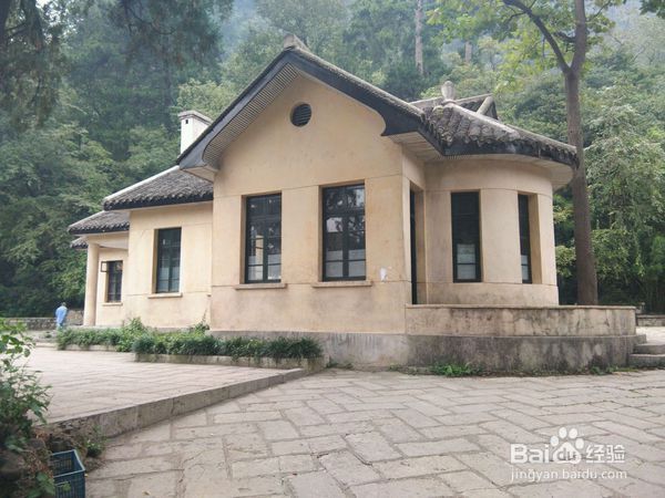 城市的氧吧--贵阳黔灵山【国家4A景区】