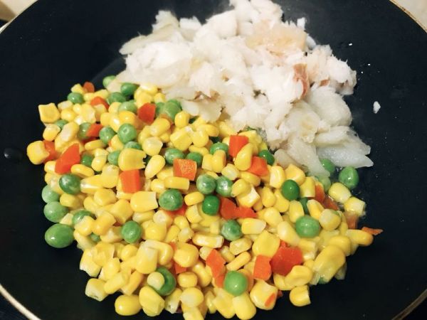 鳕鱼咖喱炒饭蛋挞