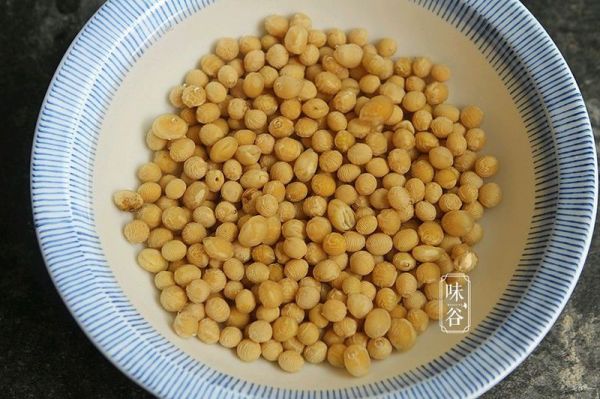 苦瓜黄豆排骨汤