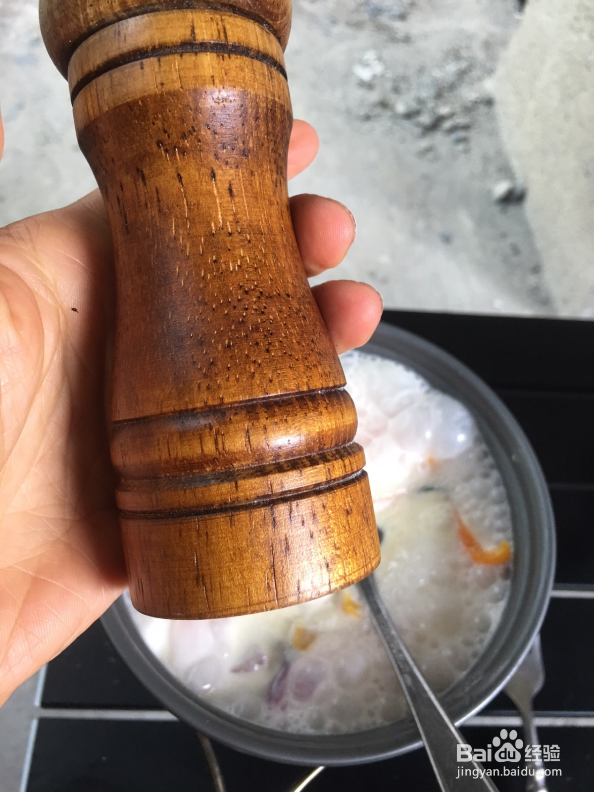 青口贝奶油汤的做法