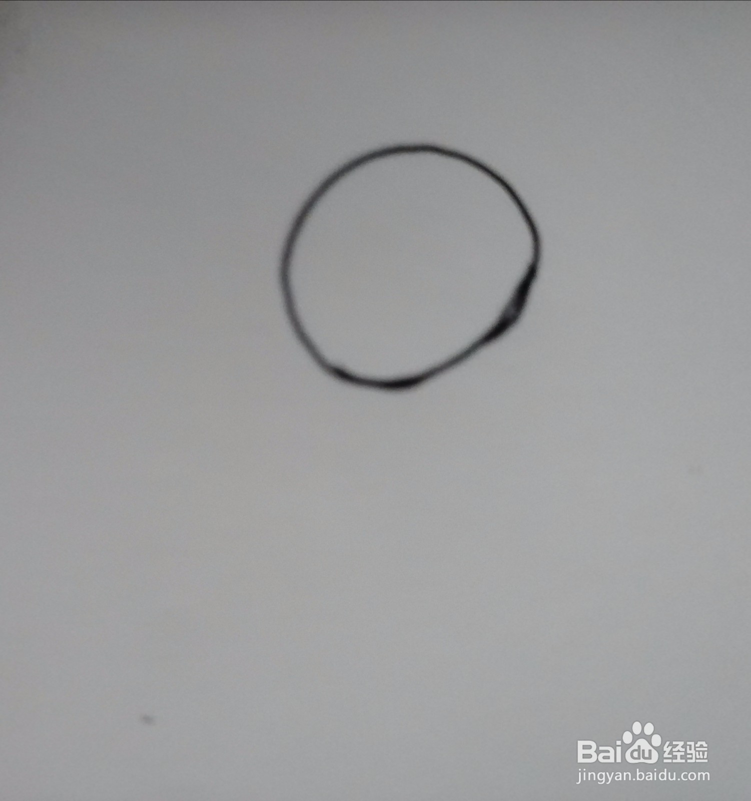 如何用圆画出可爱的小猫咪呢？