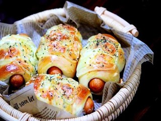 双脆乳酪肠面包怎么做?